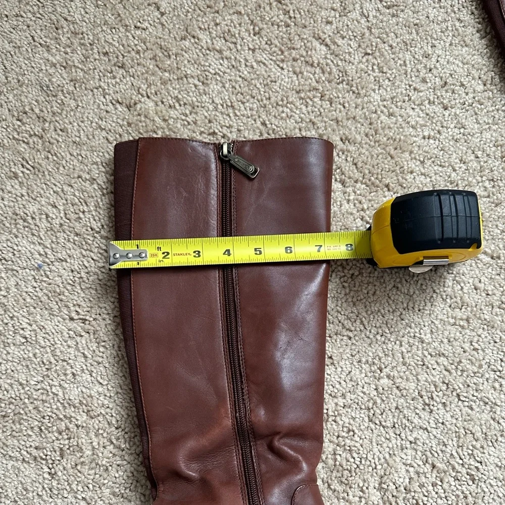 Blondo Brown Heeled Boots - Picture 5 of 12